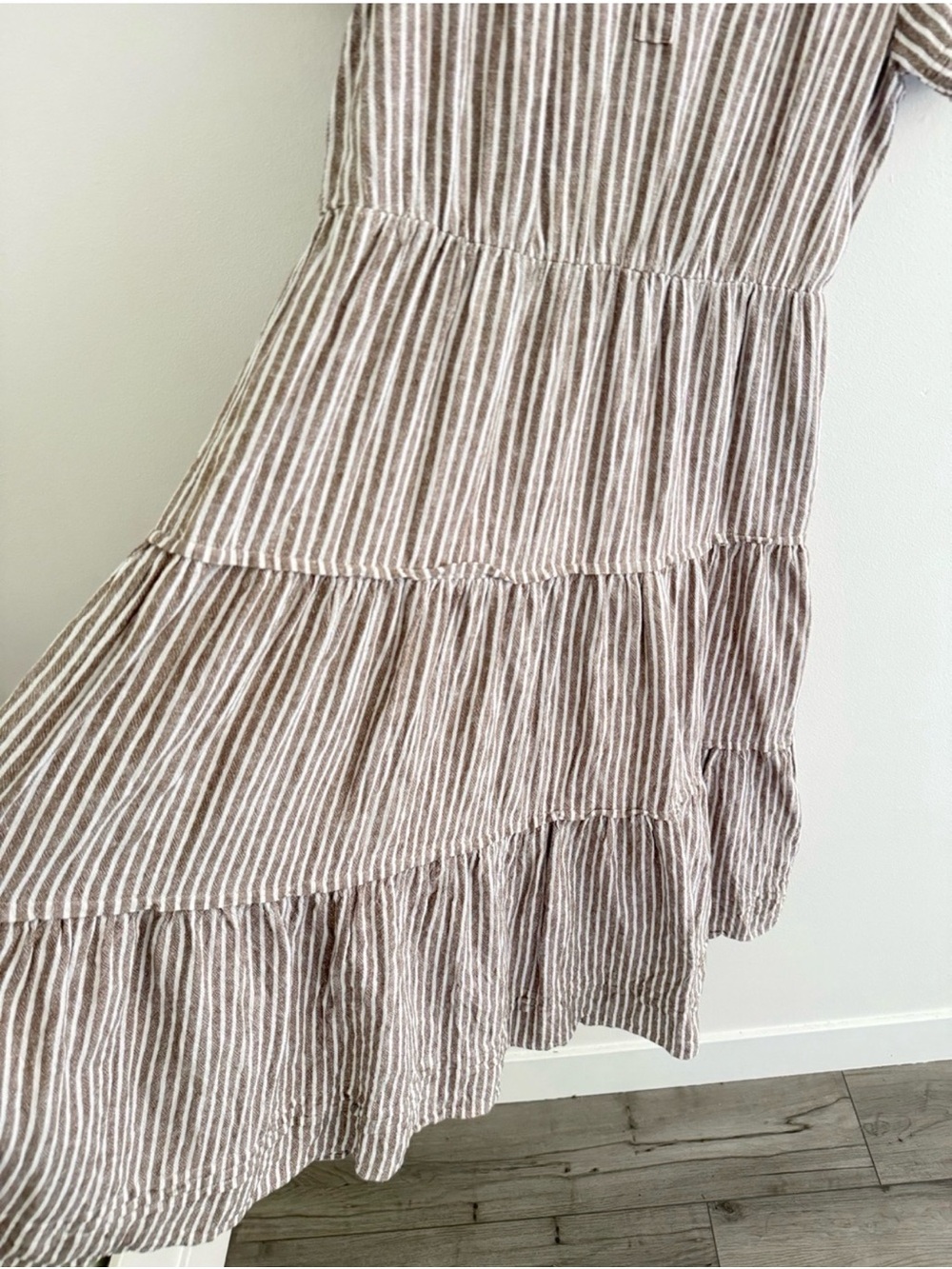 Cynthia Rowley Beige and White Striped Tiered Maxi Linen Dress - Picture 5 of 8